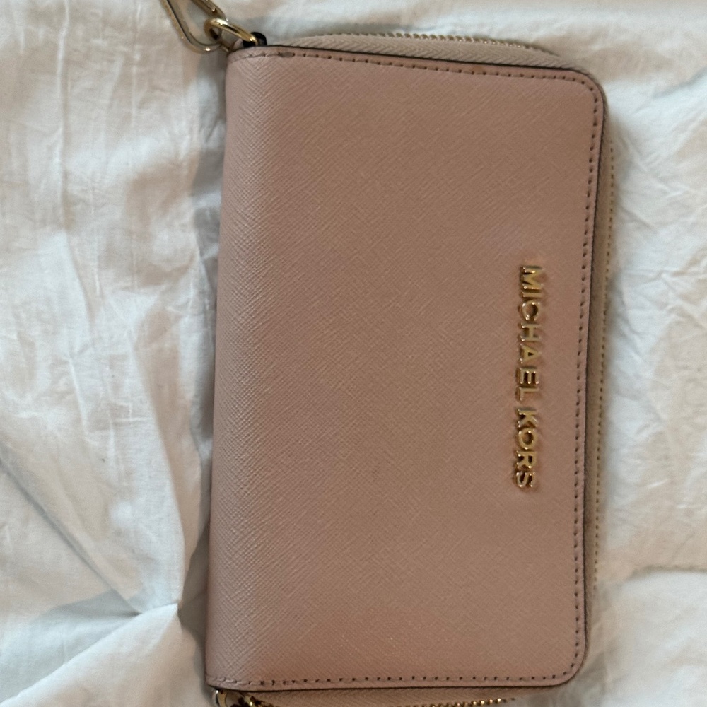 Michael Kors Wallet - Pink